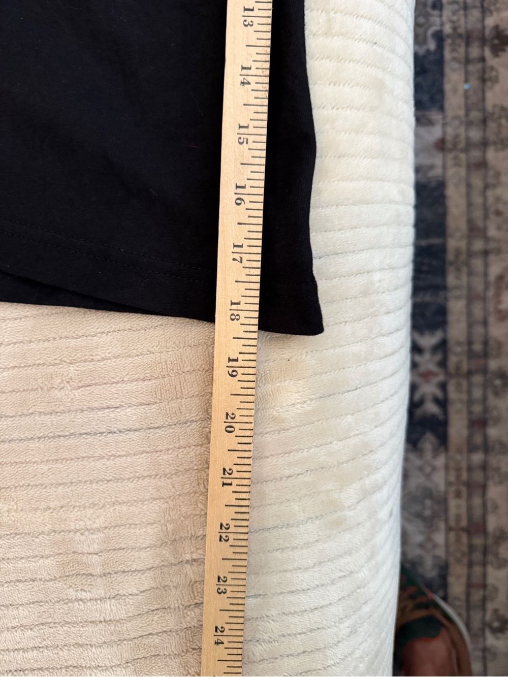 Dutton Ranch RIP Graphic Tee - Black - Picture 3 of 6